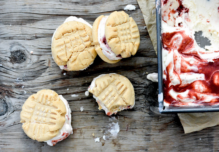 Peanut-Butter-Jelly-Ice-Cream-Sandwiches-1