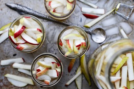 Apple Cider and Elderflower White Sangria | www.floatingkitchen.net