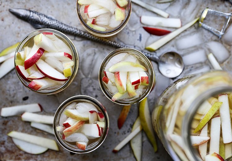 Apple Cider and Elderflower White Sangria | www.floatingkitchen.net