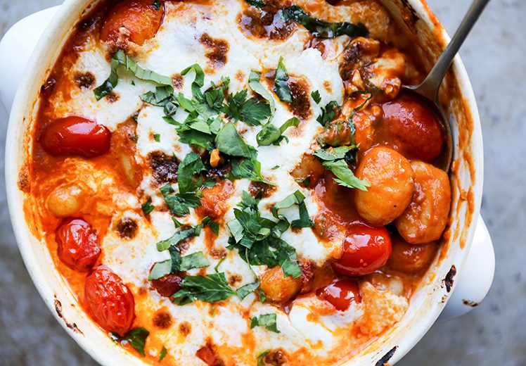Easy Baked Gnocchi with Tomatoes and Mozzarella | www.floatingkitchen.net