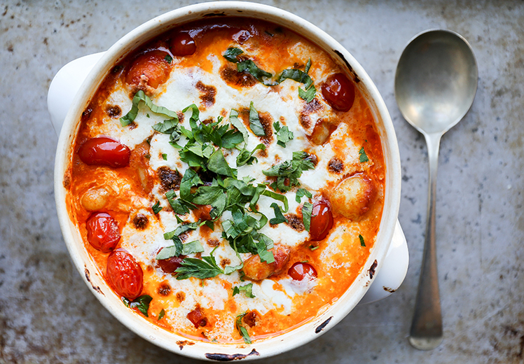 Easy Baked Gnocchi with Tomatoes and Mozzarella | www.floatingkitchen.net