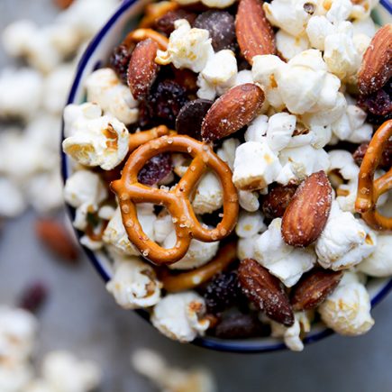 Salty, Sweet and Smoky Popcorn Snack Mix | www.floatingkitchen.net