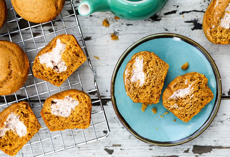 Pumpkin Cream Cheese Muffins | www.floatingkitchen.net