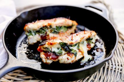 Apple-Cranberry Chutney, Spinach and Mozzarella Stuffed Chicken Breasts | www.floatingkitchen.net