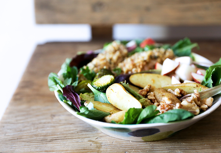 Walnut-Crusted Chicken and Roasted Vegetable Salad | www.floatingkitchen.net