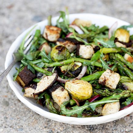 Roasted Asparagus and Brussels Sprout Panzanella Salad | www.floatingkitchen.net