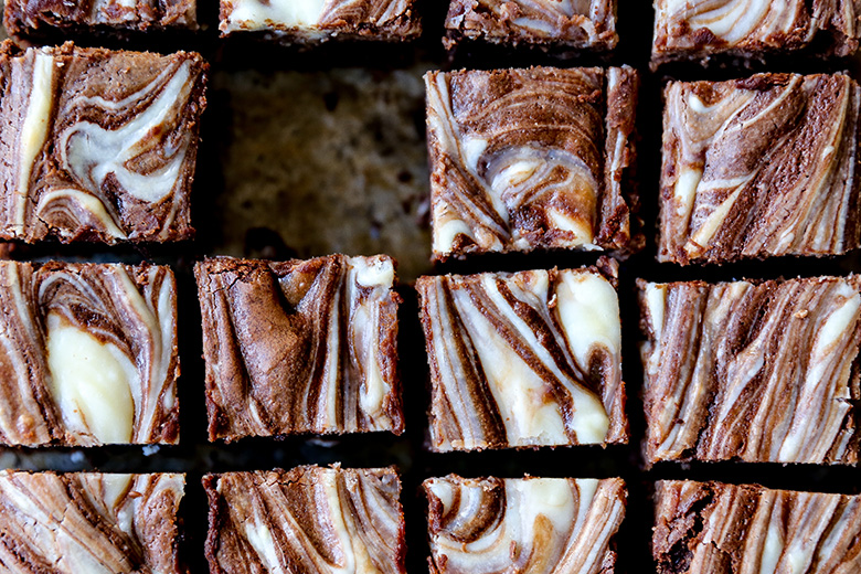 Mint Chocolate Cheesecake Brownies | www.floatingkitchen.net