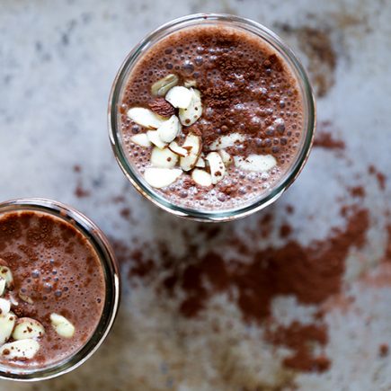 Healthy Chocolate Smoothies | www.floatingkitchen.net