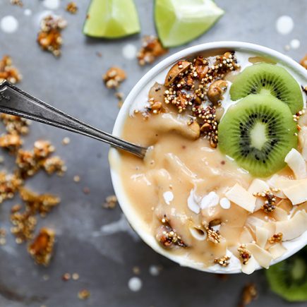 Papaya-Lime Smoothie Bowl with Toasted Cashew-Quinoa Cereal | www.floatingkitchen.net