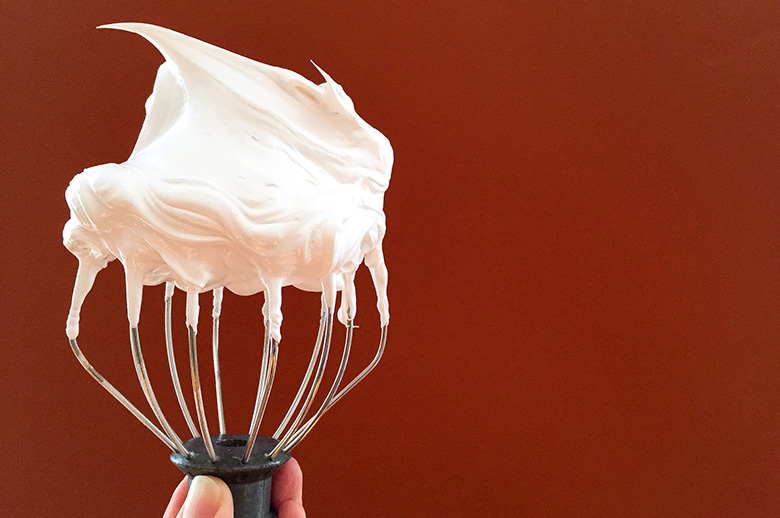 Meringue | www.floatingkitchen.net