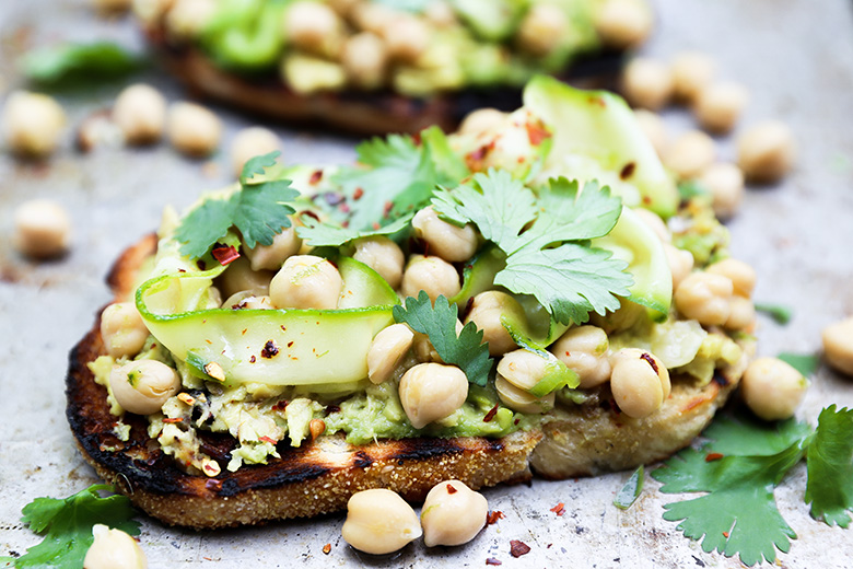 Avocado Toast with Spicy Marinated Chickpeas and Zucchini | www.floatingkitchen.net