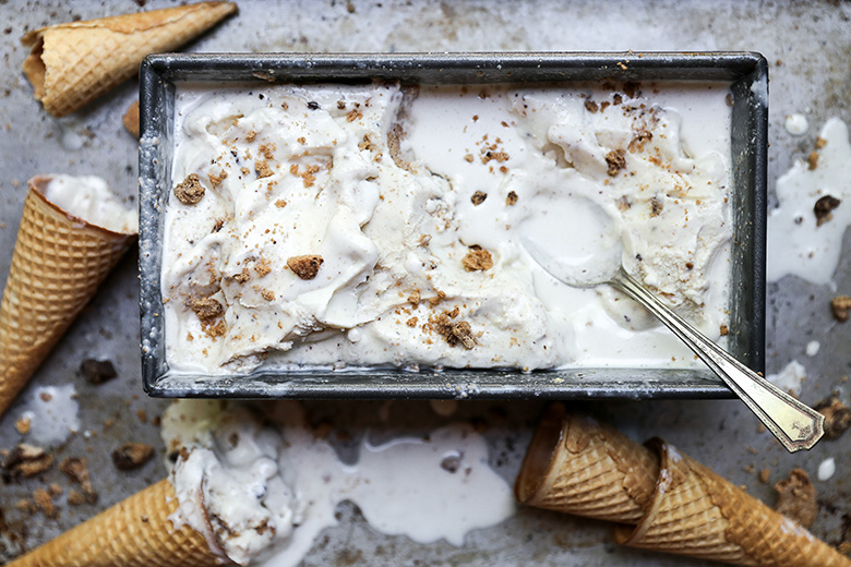 Tahini Ice Cream with Chocolate Chip Cookies | www.floatingkitchen.net