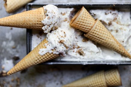 Tahini Ice Cream with Chocolate Chip Cookies | www.floatingkitchen.net