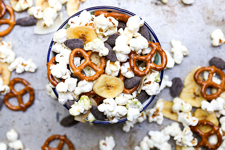 Tropical Popcorn Snack Mix | www.floatingkitchen.net