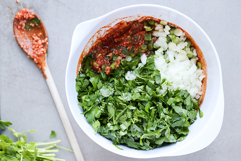 Armenian Bulgur, Parsley and Tomato Salad | www.floatingkitchen.net