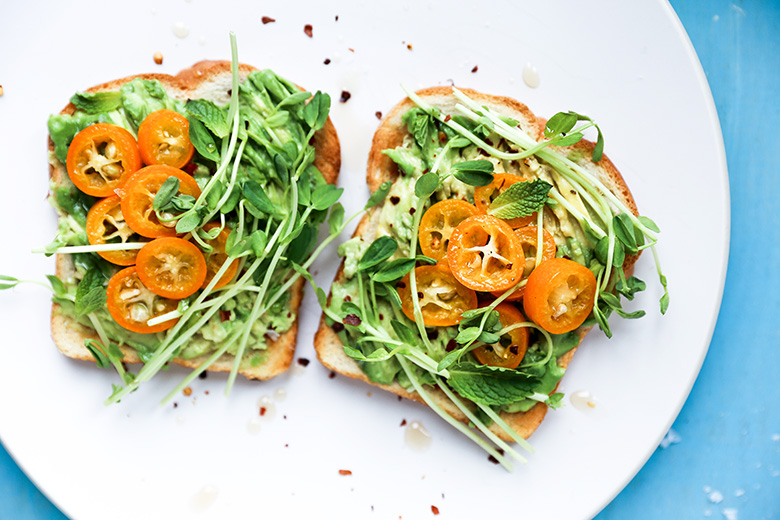 Quick-Pickled Kumquat Avocado Toast | www.floatingkitchen.net