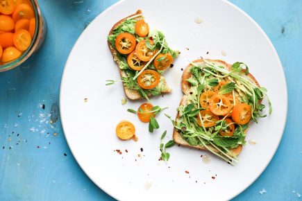 Quick-Pickled Kumquat Avocado Toast | www.floatingkitchen.net