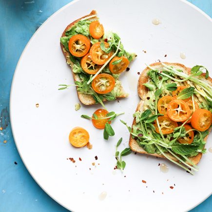 Quick-Pickled Kumquat Avocado Toast | www.floatingkitchen.net