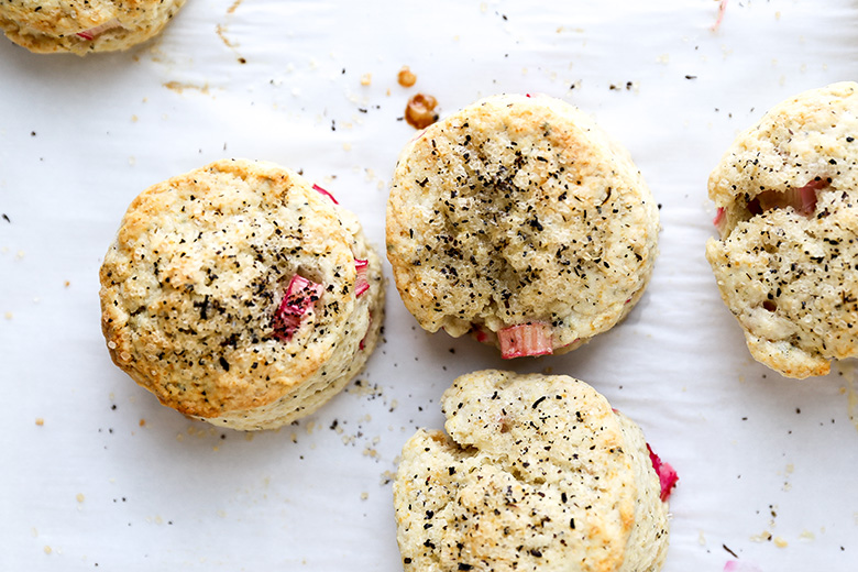 Mini Rhubarb and Jasmine Tea Cream Scones | www.floatingkitchen.net