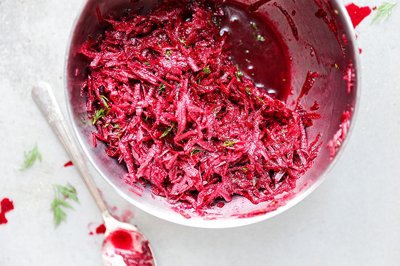 Raw Beet and Dill Salad | www.floatingkitchen.net