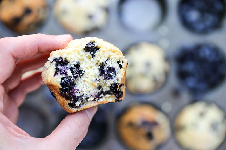 The Best Blueberry Muffins | www.floatingkitchen.net