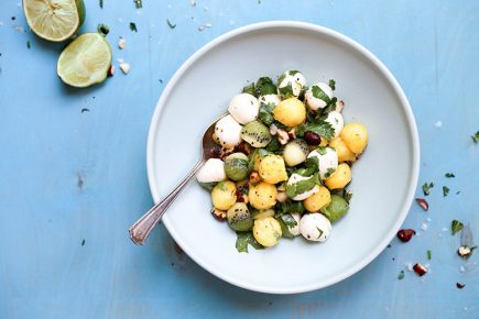 Tropical Summer Caprese Salad | www.floatingkitchen.net