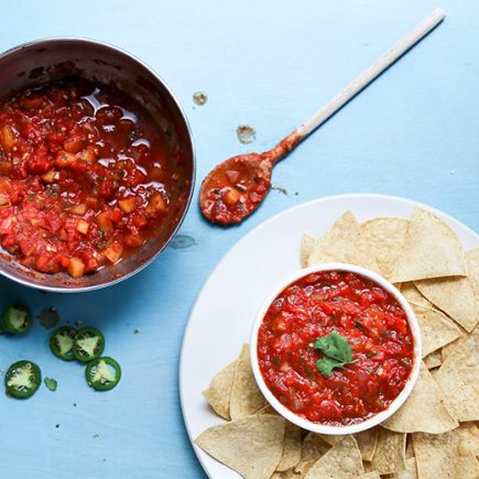 Spicy Apple-Tomato Salsa | www.floatingkitchen.net