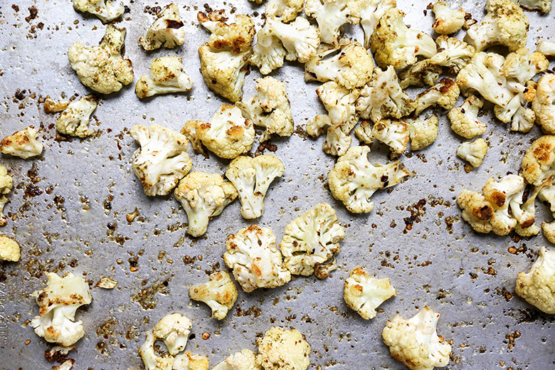 Za’atar Roasted Cauliflower and Tortellini Salad | www.floatingkitchen.net