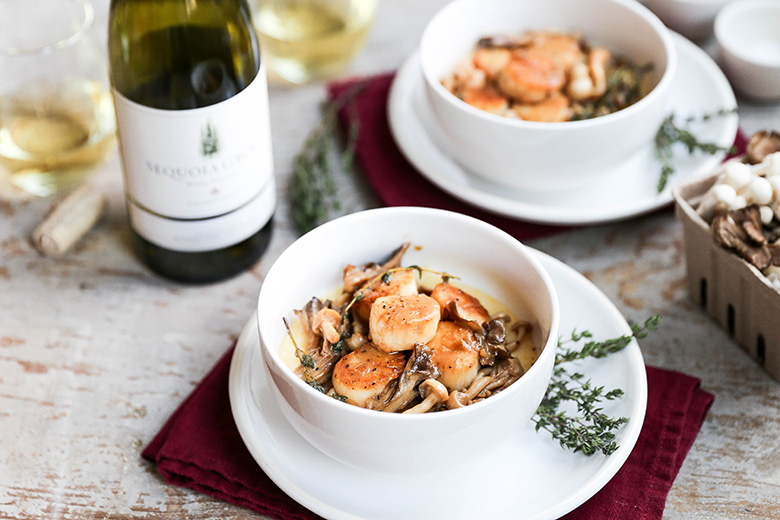 Scallops and Mushrooms in White Wine Sauce over Crème Fraîche Polenta | www.floatingkitchen.net