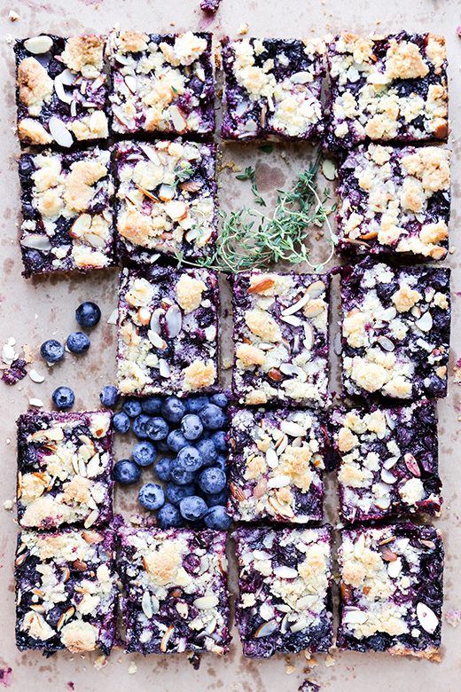 Blueberry-Thyme Pie Bars with Almonds | www.floatingkitchen.net