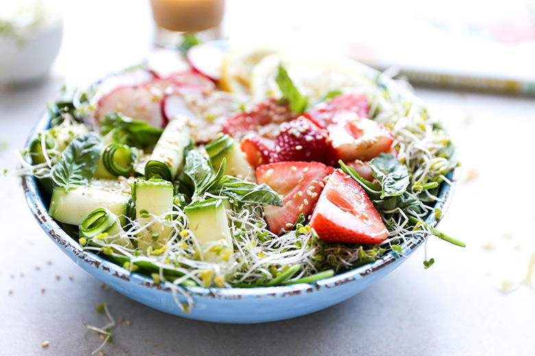 Honey-Miso Summer Salad Bowls | www.floatingkitchen.net