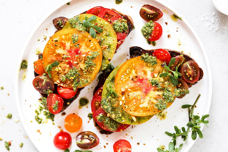 Heirloom Tomato Toast with Purslane Pesto | www.floatingkitchen.net