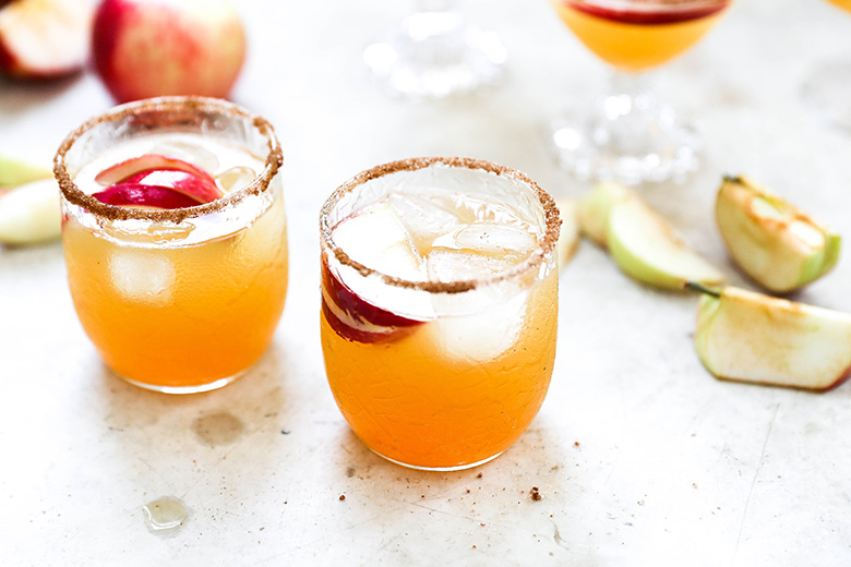 Apple Cider And Ginger Beer Bourbon