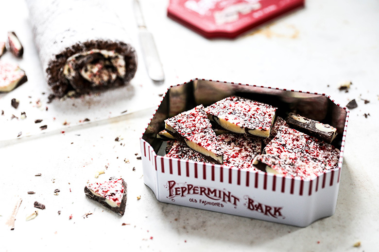 Mocha Peppermint Cream Roll Cake | www.floatingkitchen.net