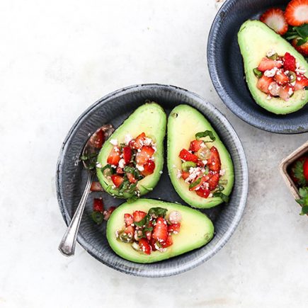 Baked Avocados with Strawberry Salsa | www.floatingkitchen.net