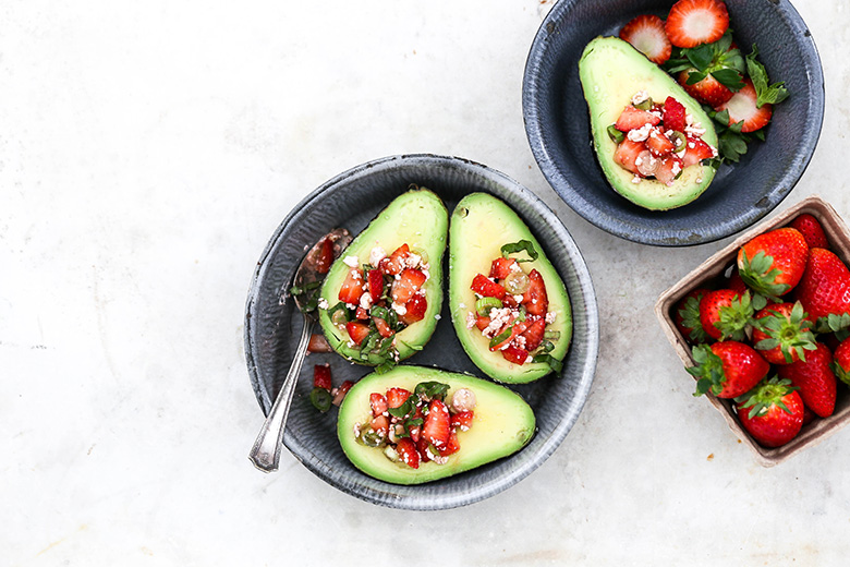 Baked Avocados with Strawberry Salsa | www.floatingkitchen.net