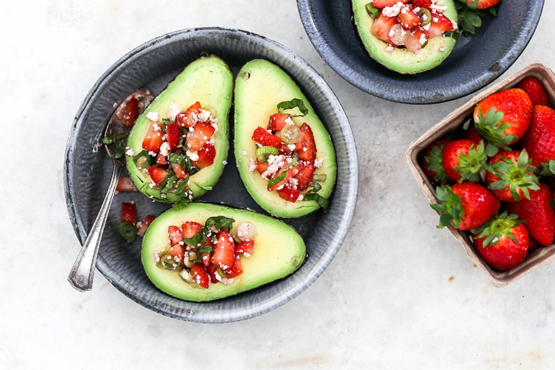 Baked Avocados with Strawberry Salsa | www.floatingkitchen.net