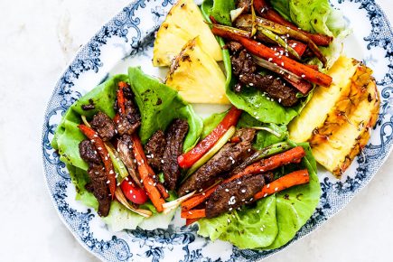 Spicy Pineapple Beef Lettuce Wraps | www.floatingkitchen.net