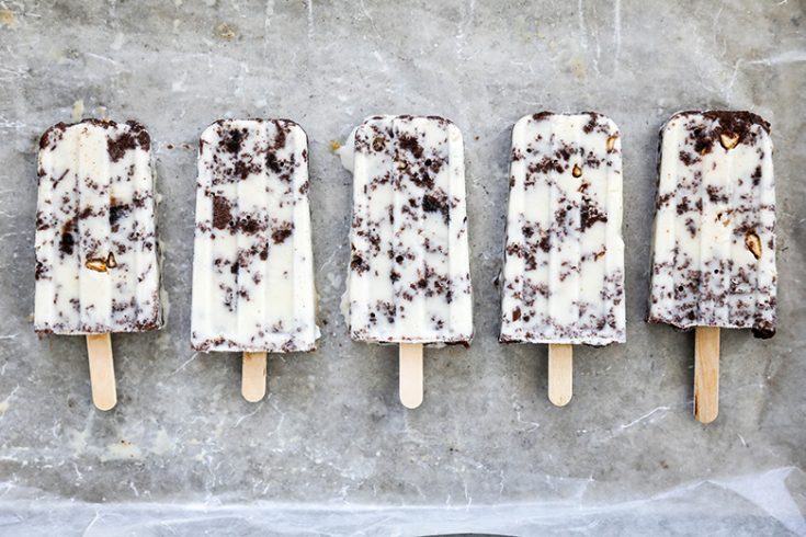 Gluten-Free Vanilla Cream Popsicles with Brownie-Toffee Crunch