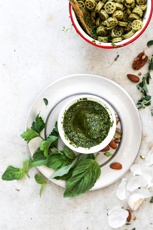 Vegan Mixed Herb and Nut Pesto | www.floatingkitchen.net