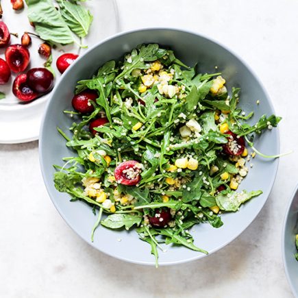 Cherry, Corn and Arugula Salad with Quinoa and Blue Cheese | www.floatingkitchen.net