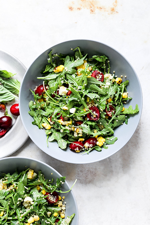 Cherry, Corn and Arugula Salad with Quinoa and Blue Cheese | www.floatingkitchen.net