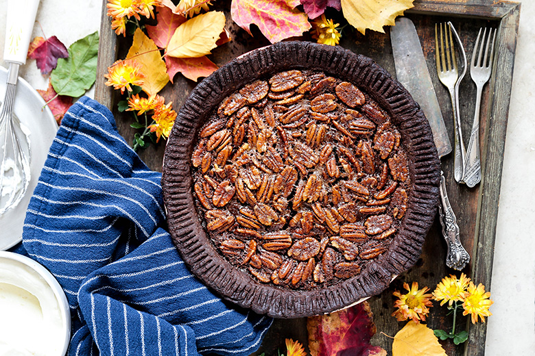 Chocolate Lovers Pecan Pie | www.floatingkitchen.net