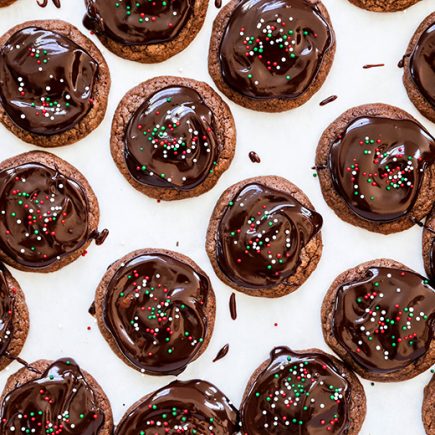 Soft and Chewy Nutella Cookies with Chocolate Ganache | www.floatingkitchen.net