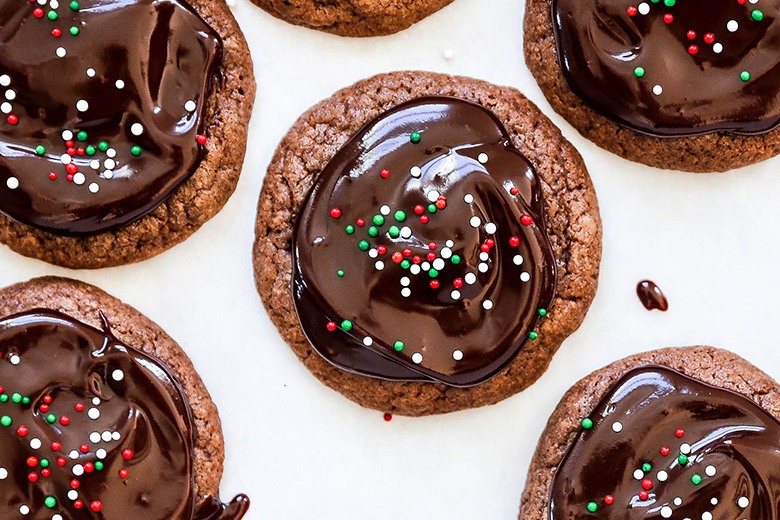 Soft and Chewy Nutella Cookies with Chocolate Ganache | www.floatingkitchen.net