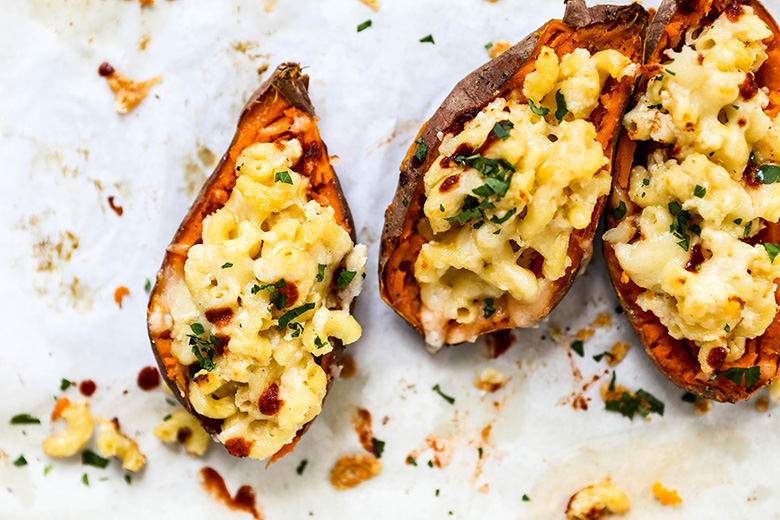 Mac and Cheese Stuffed Sweet Potato Skins | www.floatingkitchen.net