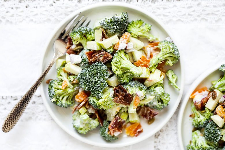 Crunchy Broccoli Salad with Apples, Apricots and Bacon ...