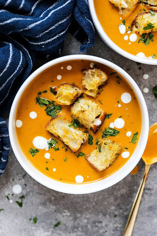 Creamy Sweet Potato, Pear and Leek Soup with Spiced Croutons | www.floatingkitchen.net