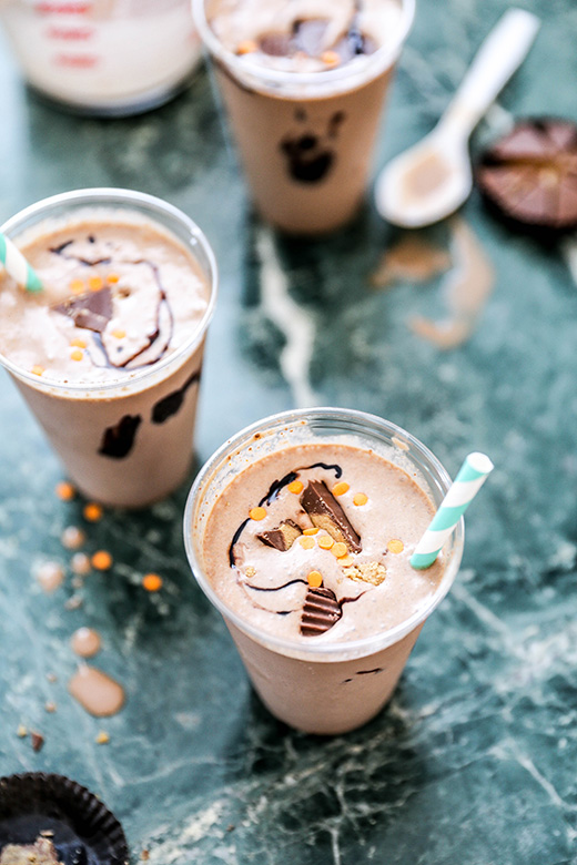 Pumpkin Peanut Butter Cup Milkshakes | www.floatingkitchen.net