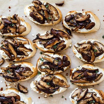 Mushroom and Goat Cheese Crostini | www.floatingkitchen.net